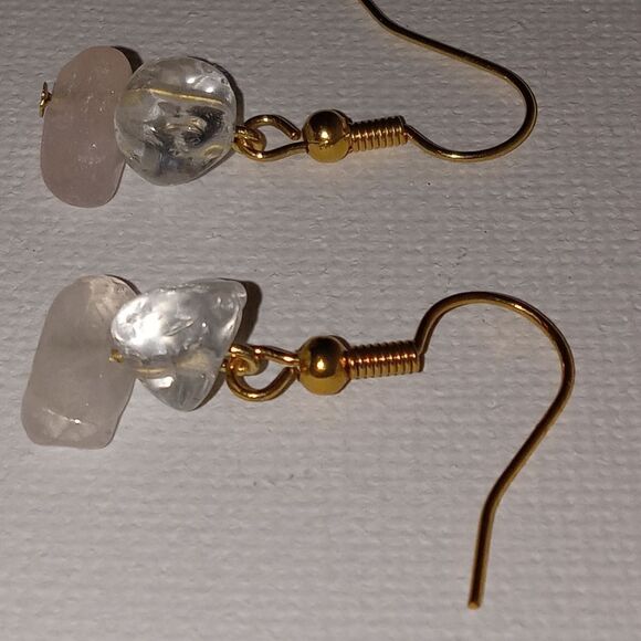 Hand Crafted Jewelry - 💕5/25 White stone chip earrings